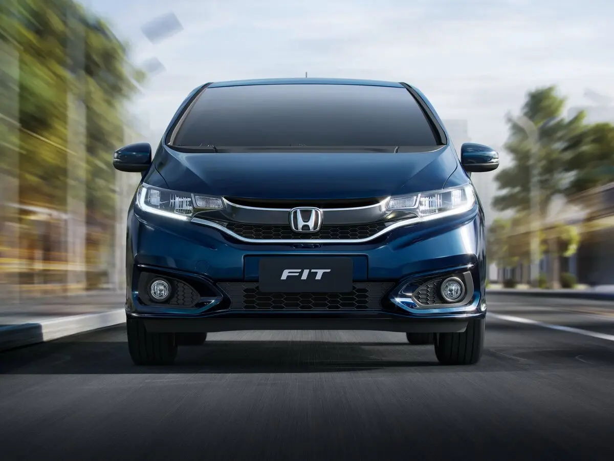 Honda Fit III Рестайлинг Хэтчбек 5 дв. — фото 3
