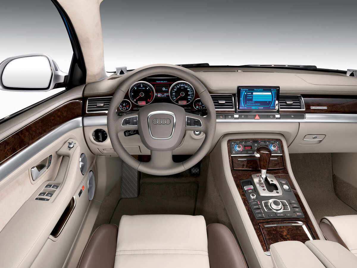 Audi A8 II (D3) Рестайлинг 2 Седан