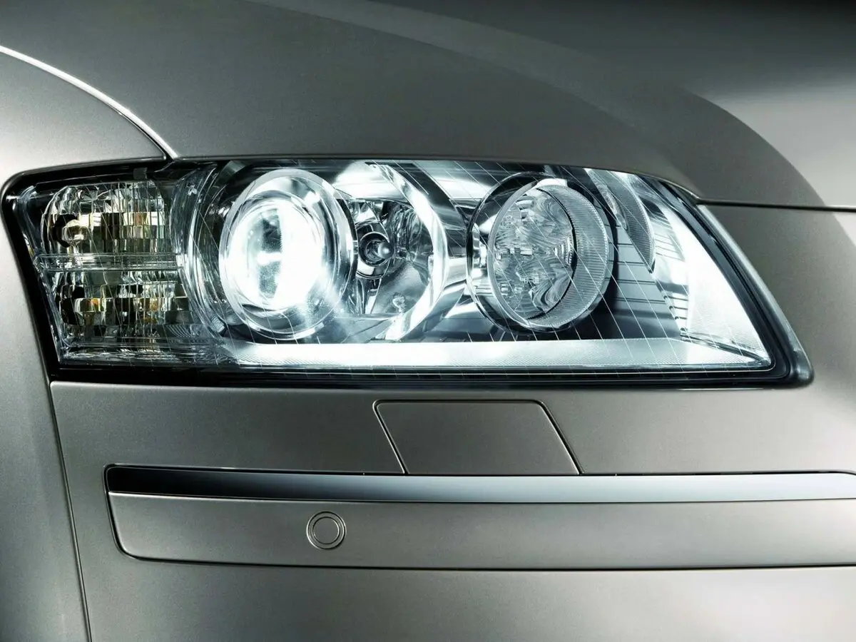 Audi A8 II (D3) Рестайлинг 2 Седан — 照片 14