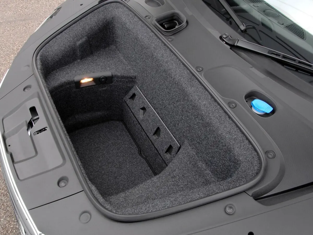 Audi R8 I (Typ 42) Купе — сүрөт 13