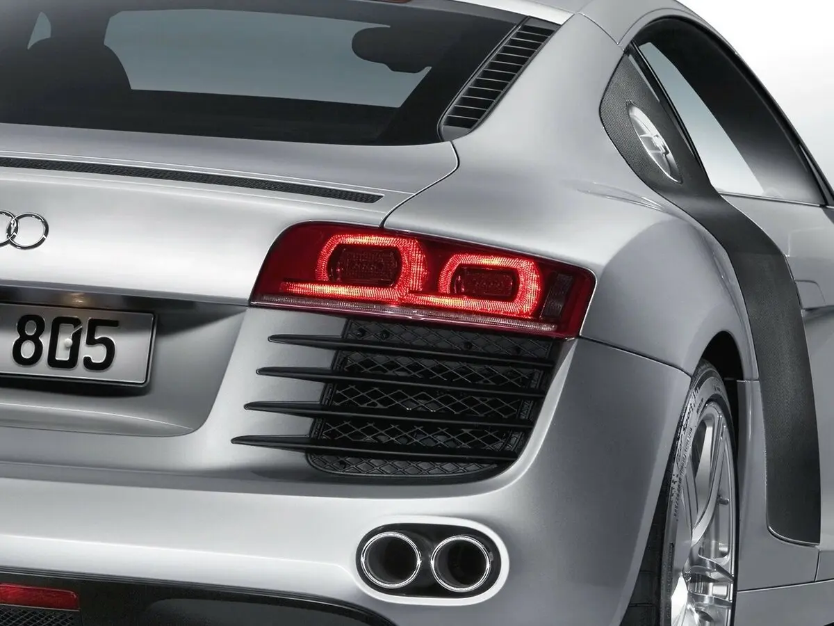 Audi R8 I (Typ 42) Купе — сүрөт 16