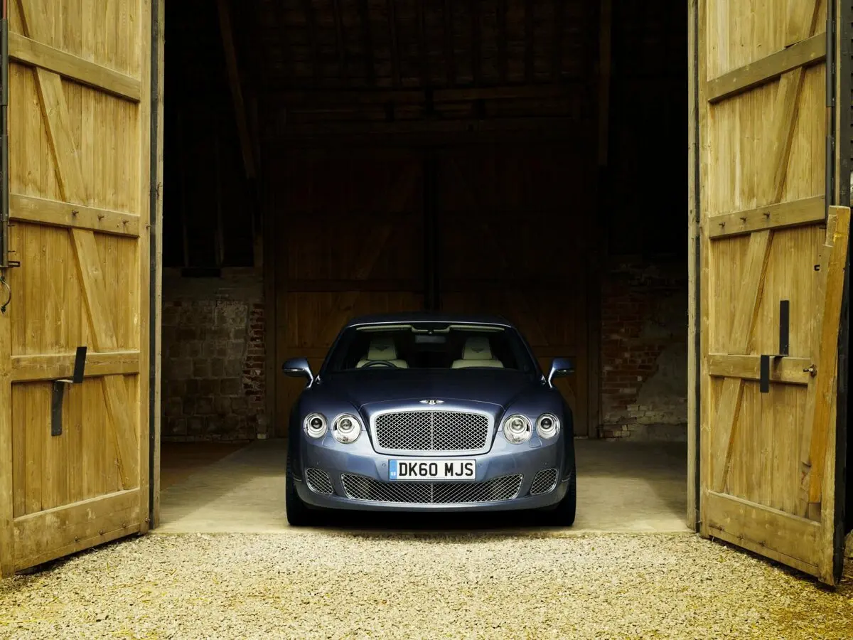 Bentley Continental Flying Spur 2005 – 2012 Седан — сүрөт 3