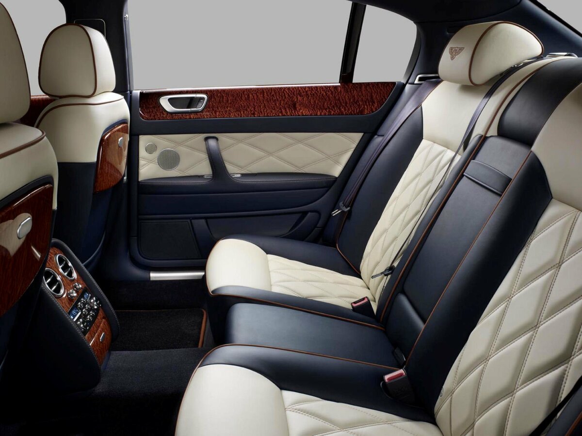 Bentley Continental Flying Spur 2005 – 2012 Седан — фото 6