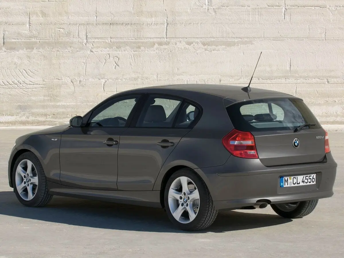 BMW 1 серии I (E81/E82/E87/E88) Рестайлинг Хэтчбек 5 дв. — сүрөт 5