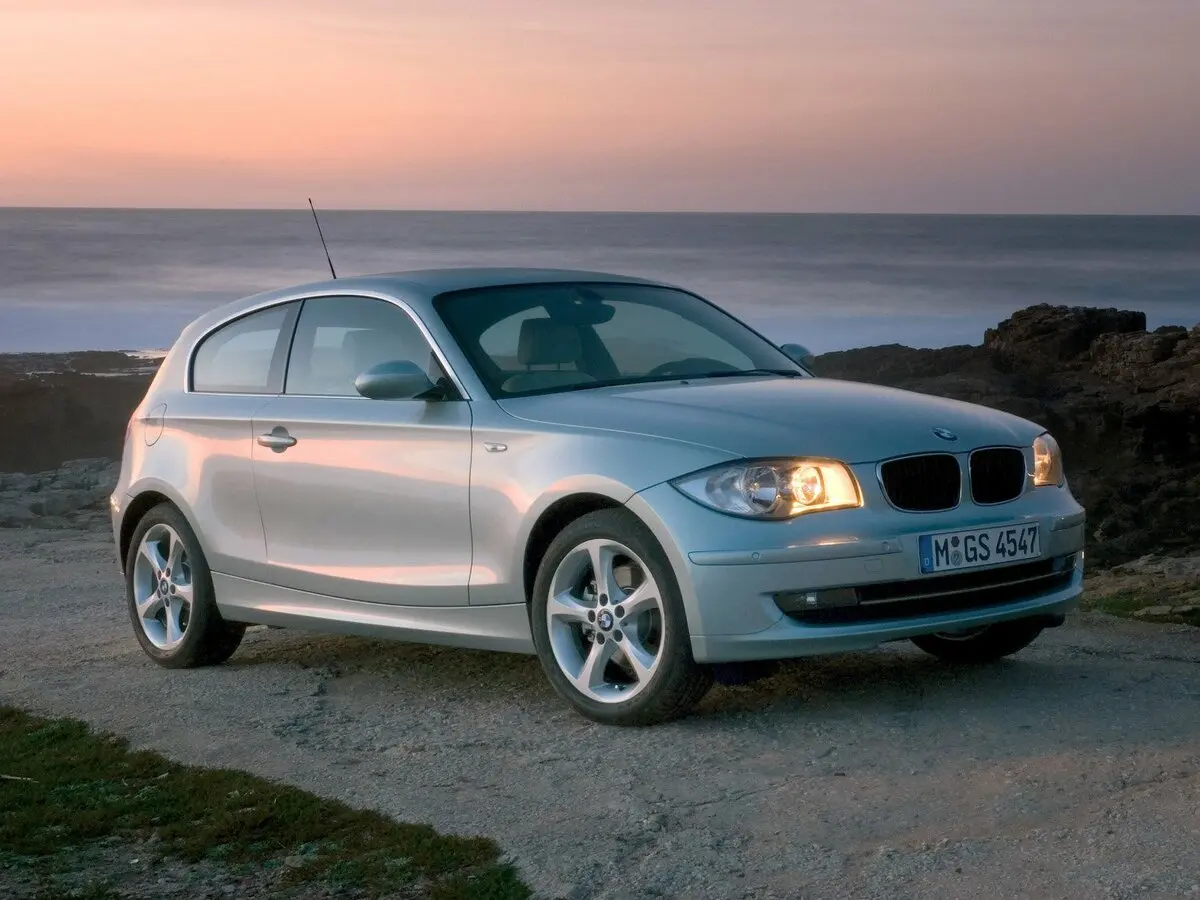 BMW 1 серии I (E81/E82/E87/E88) Рестайлинг Хэтчбек 3 дв.