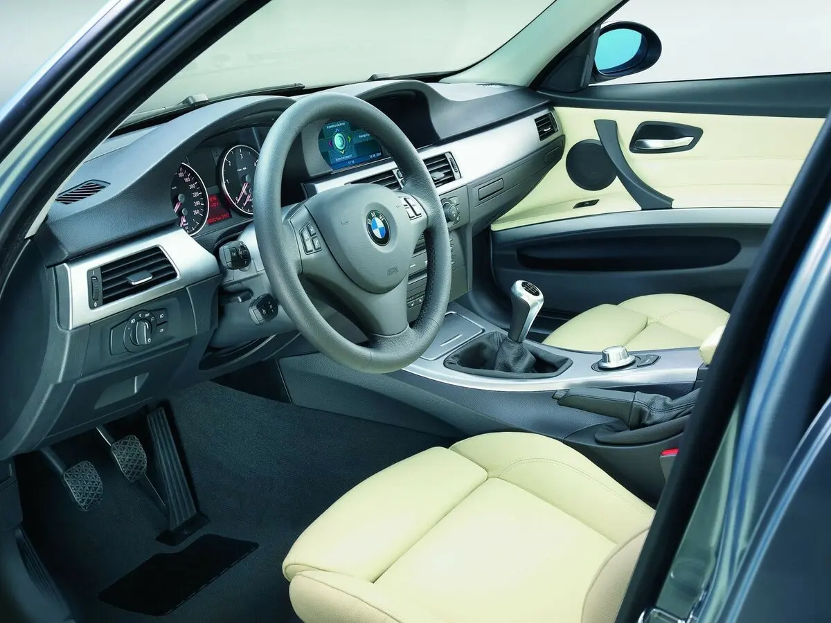 BMW 3 серии V (E90/E91/E92/E93) Седан — сүрөт 7