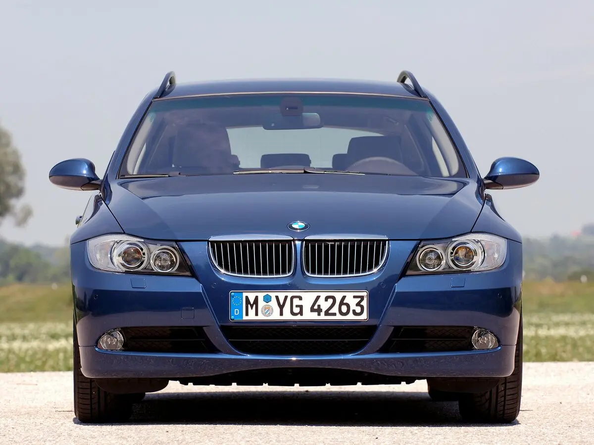 BMW 3 серии V (E90/E91/E92/E93) Универсал 5 дв. — 照片 3