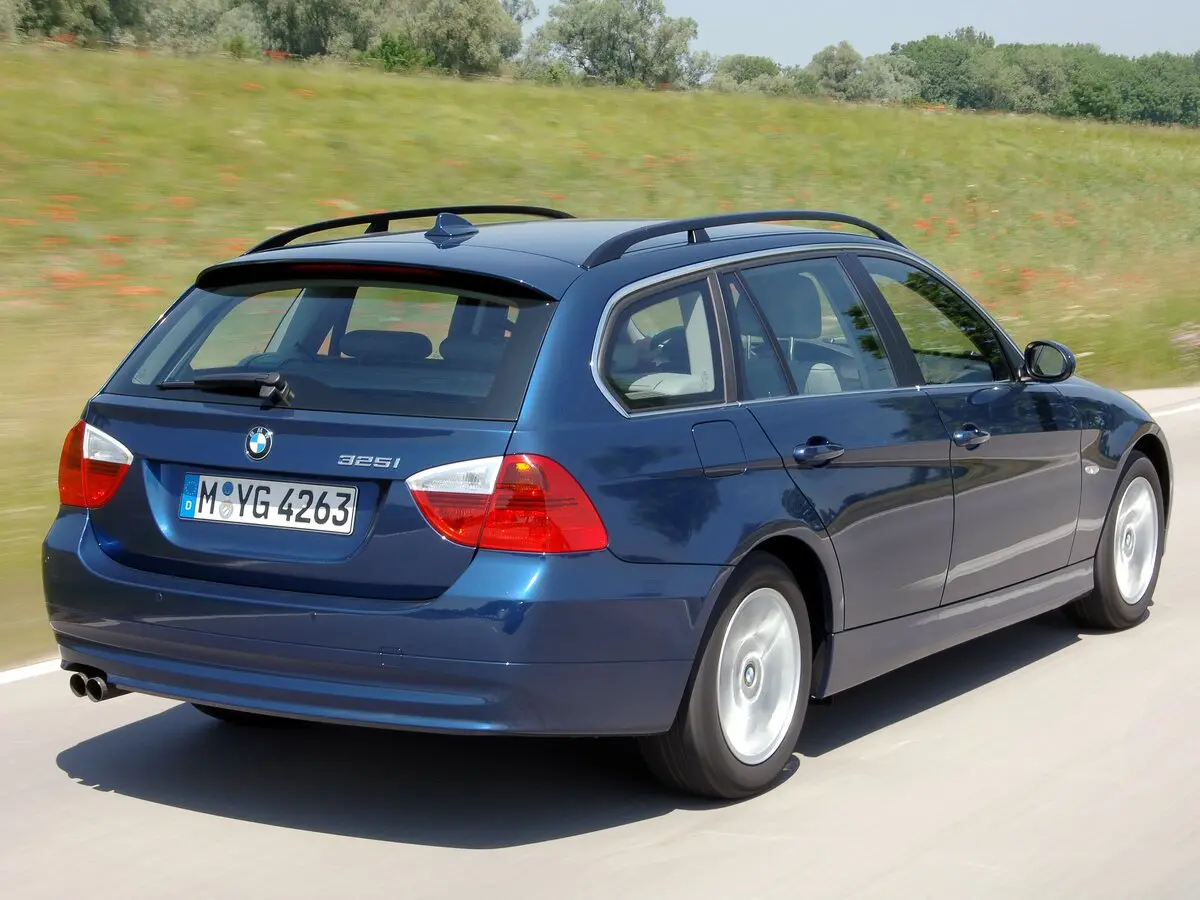 BMW 3 серии V (E90/E91/E92/E93) Универсал 5 дв. — 照片 5