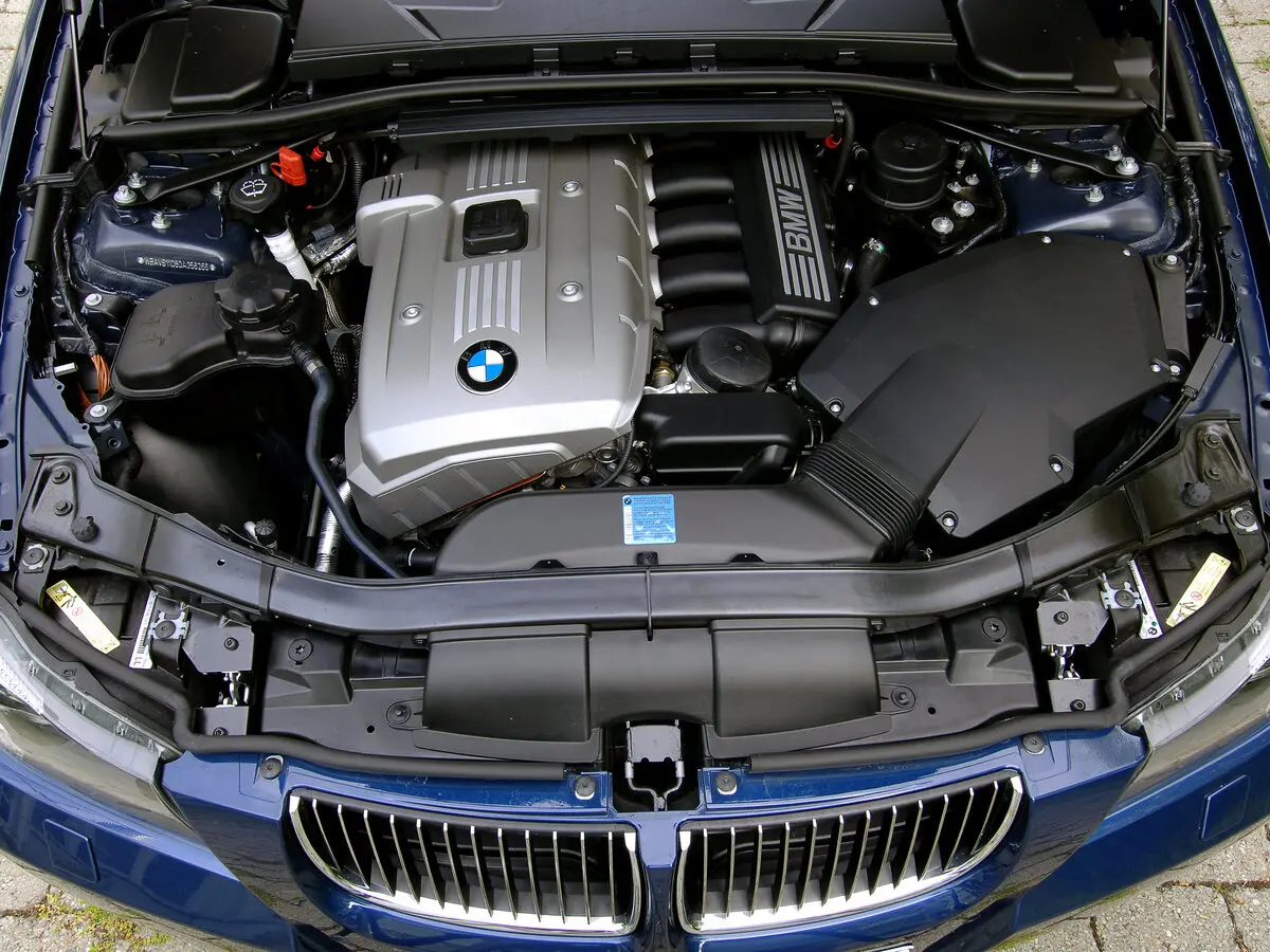 BMW 3 серии V (E90/E91/E92/E93) Универсал 5 дв. — 照片 15