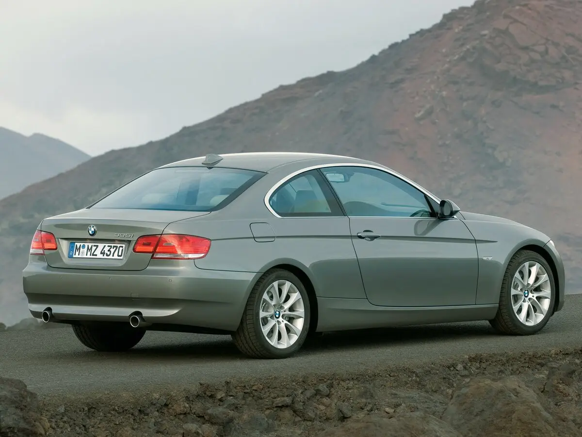 BMW 3 серии V (E90/E91/E92/E93) Купе — сүрөт 5