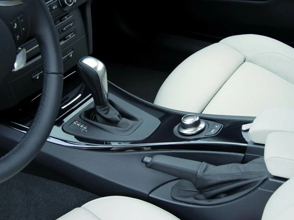 BMW 3 серии V (E90/E91/E92/E93) Купе — сүрөт 14