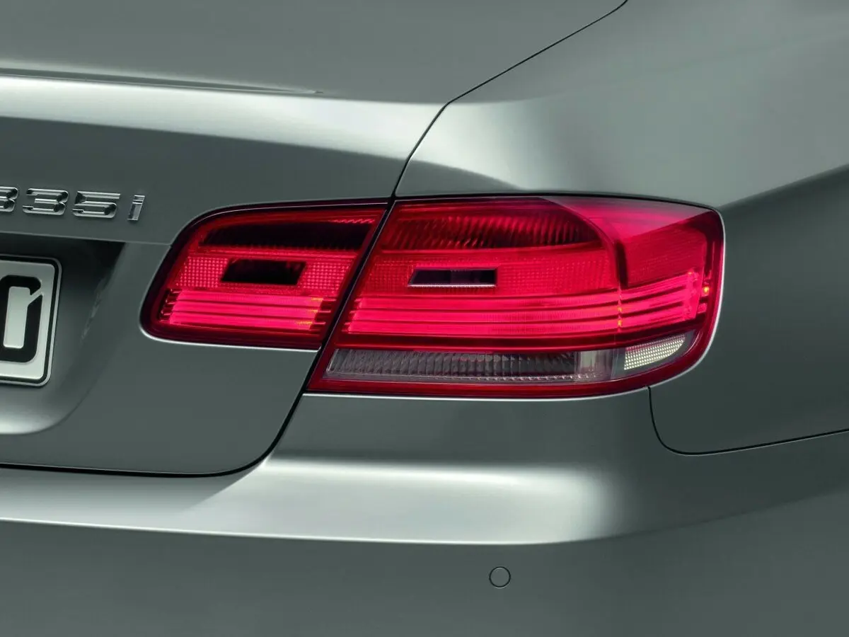BMW 3 серии V (E90/E91/E92/E93) Купе — сүрөт 17