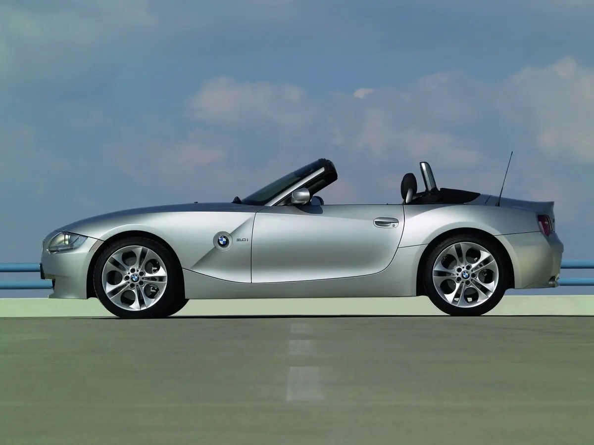 BMW Z4 I (E85/E86) Рестайлинг Родстер — photo 2