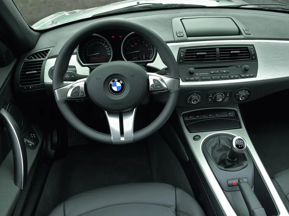 BMW Z4 I (E85/E86) Рестайлинг Родстер — photo 6