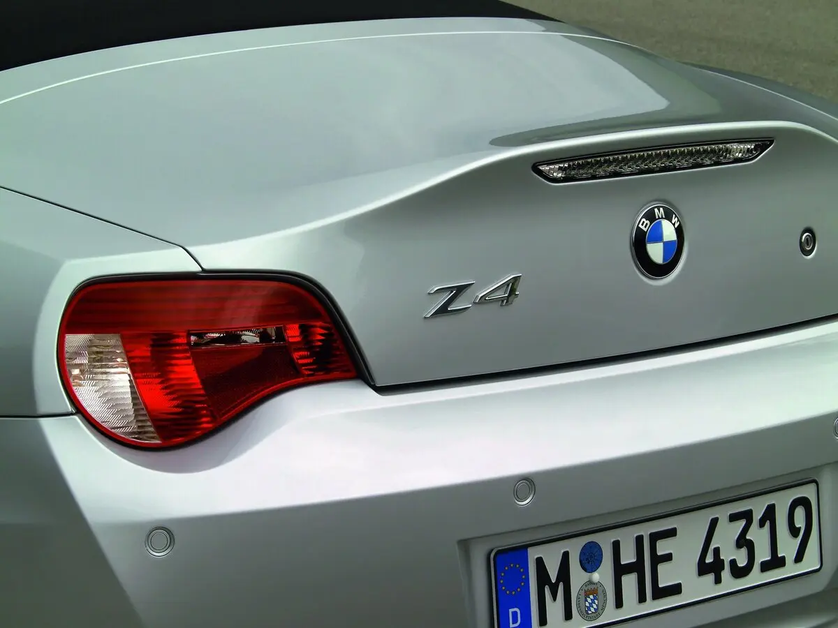 BMW Z4 I (E85/E86) Рестайлинг Родстер — photo 10
