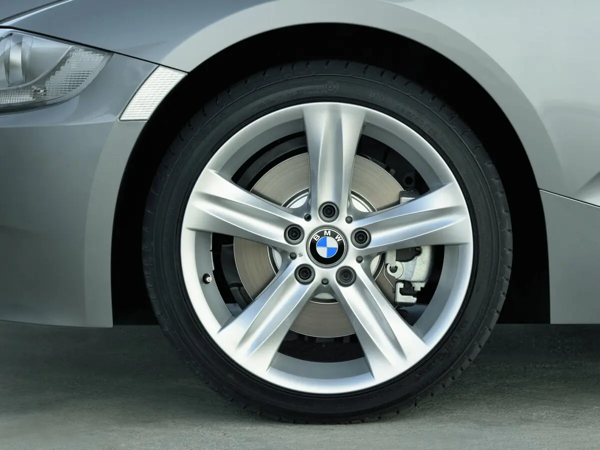 BMW Z4 I (E85/E86) Рестайлинг Родстер — photo 12