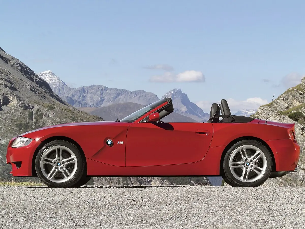 BMW Z4 M 2006 – 2009 Родстер — сүрөт 2