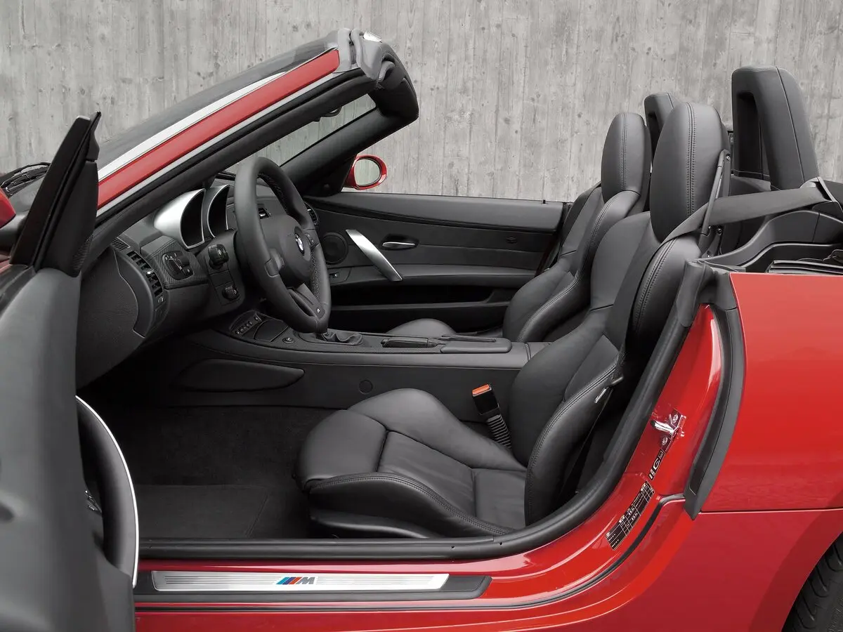 BMW Z4 M 2006 – 2009 Родстер — сүрөт 8