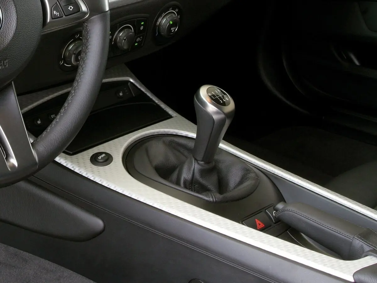 BMW Z4 I (E85/E86) Рестайлинг Купе — photo 8