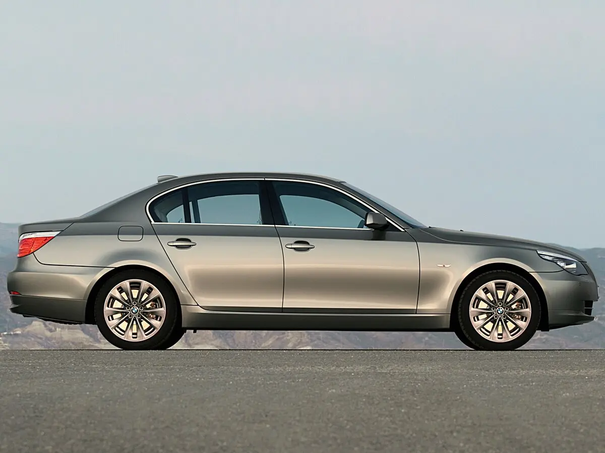 BMW 5 серии V (E60/E61) Рестайлинг Седан — фото 2