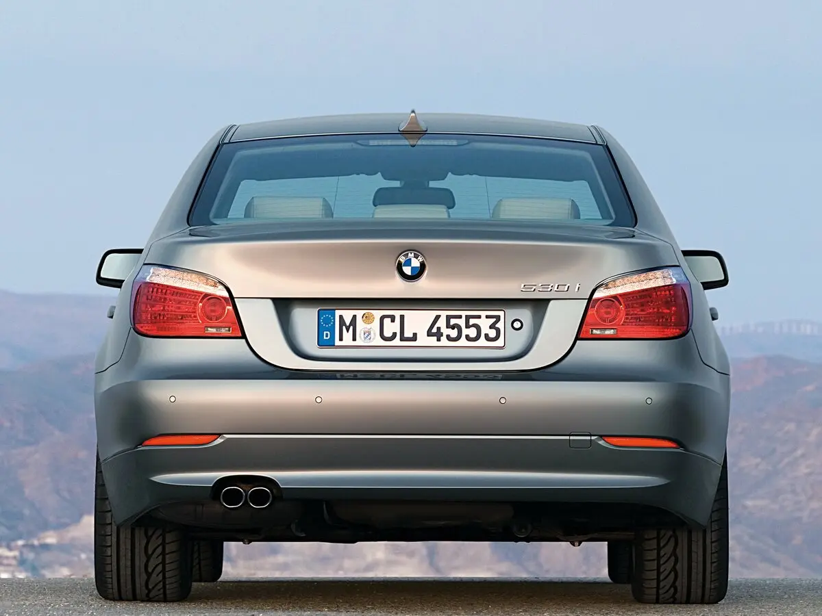BMW 5 серии V (E60/E61) Рестайлинг Седан — фото 4