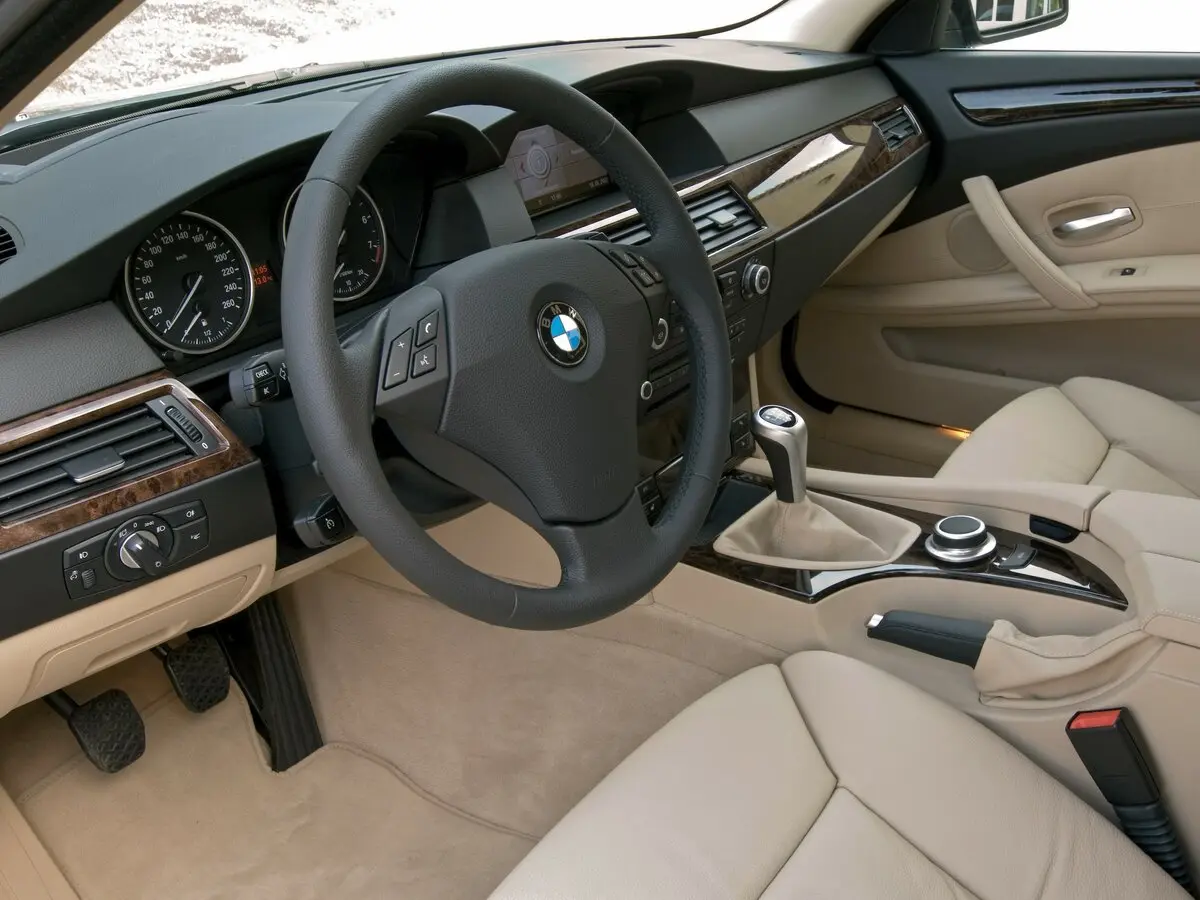 BMW 5 серии V (E60/E61) Рестайлинг Седан — фото 7