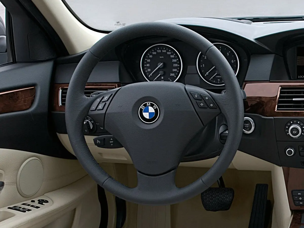 BMW 5 серии V (E60/E61) Рестайлинг Седан — фото 10