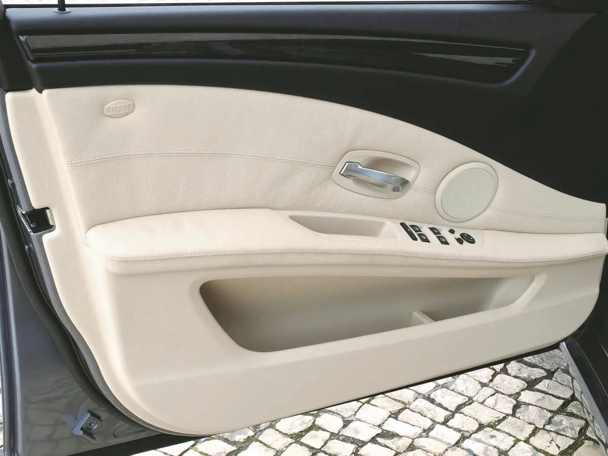 BMW 5 серии V (E60/E61) Рестайлинг Седан — фото 12
