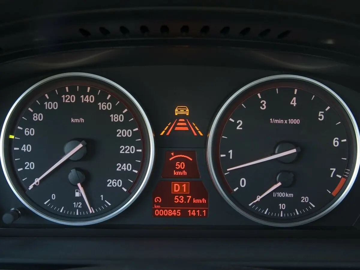 BMW 5 серии V (E60/E61) Рестайлинг Универсал 5 дв. — фото 9