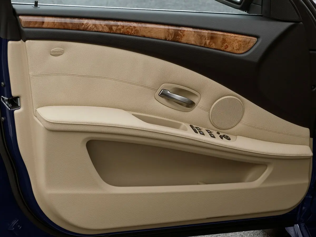 BMW 5 серии V (E60/E61) Рестайлинг Универсал 5 дв. — фото 12