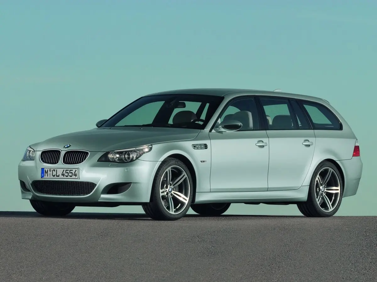 BMW M5 IV (E60/E61) Универсал 5 дв.