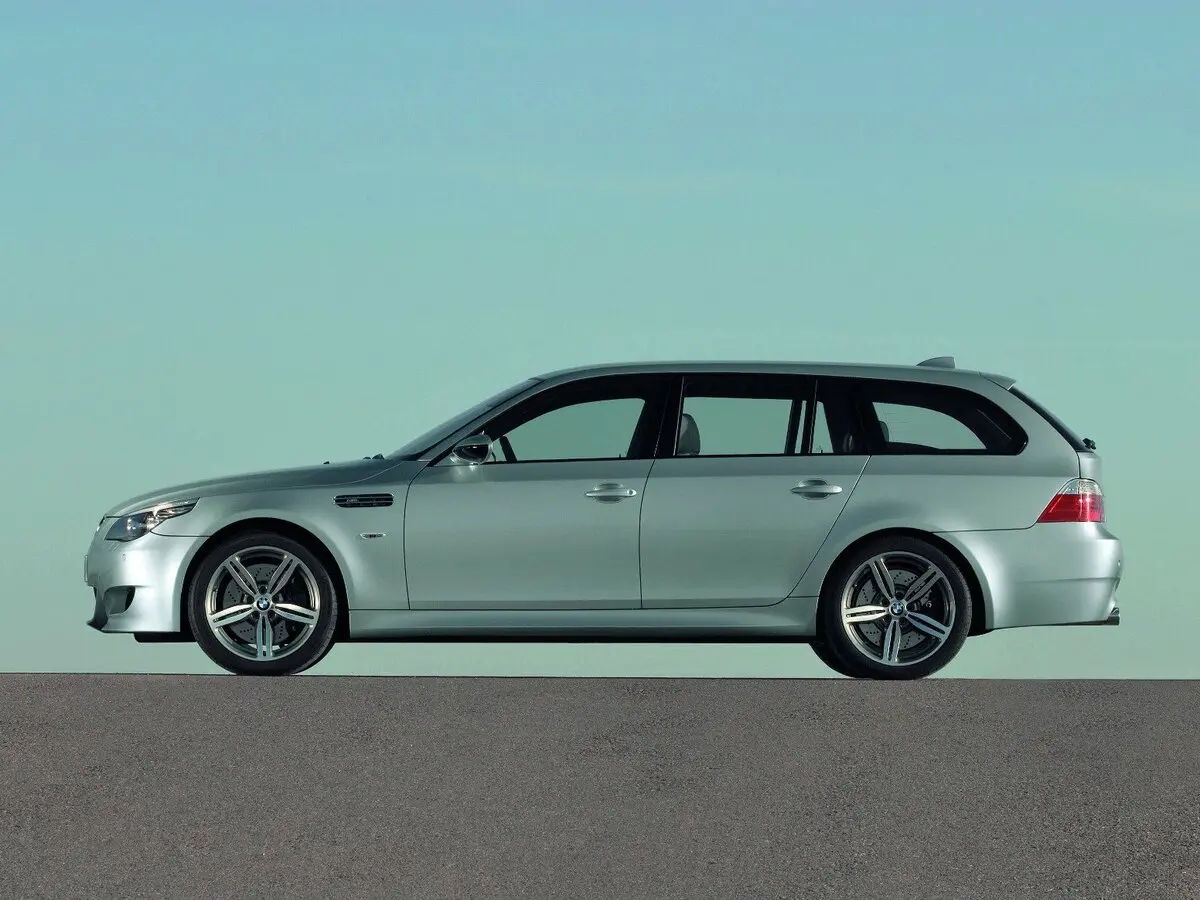 BMW M5 IV (E60/E61) Универсал 5 дв. — сүрөт 2