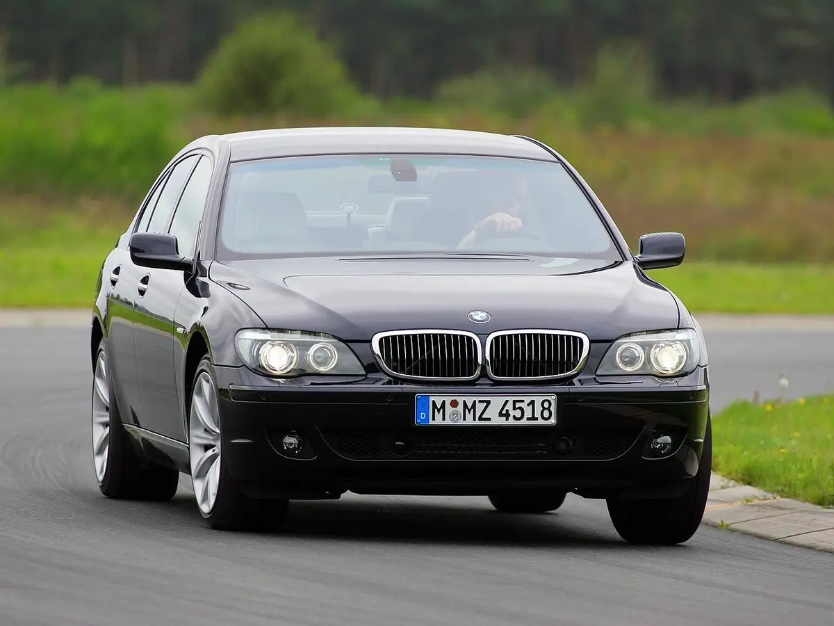 BMW 7 серии IV (E65/E66) Рестайлинг Седан — сүрөт 3