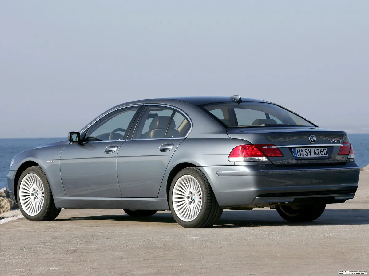 BMW 7 серии IV (E65/E66) Рестайлинг Седан — сүрөт 5