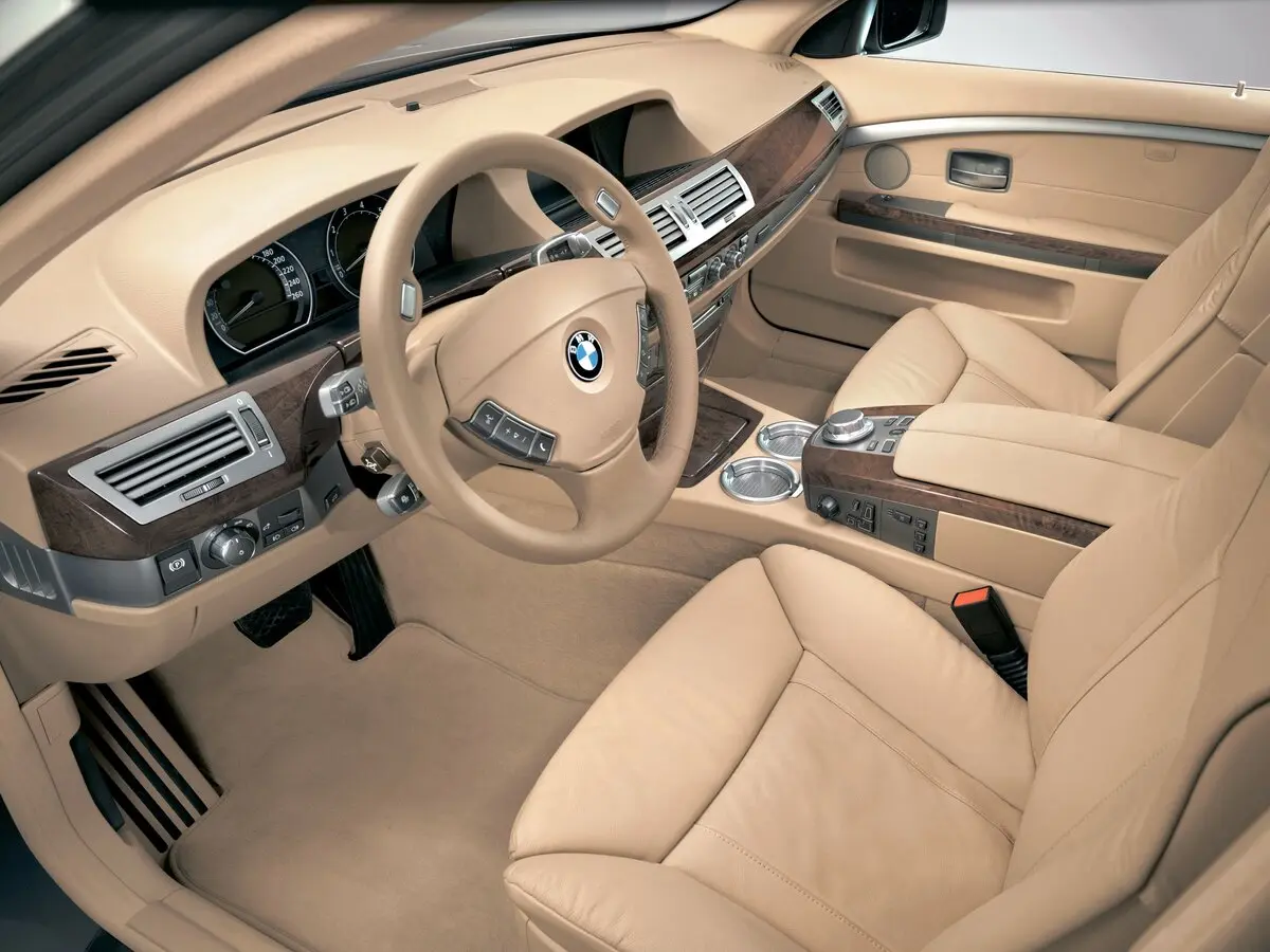 BMW 7 серии IV (E65/E66) Рестайлинг Седан — сүрөт 8