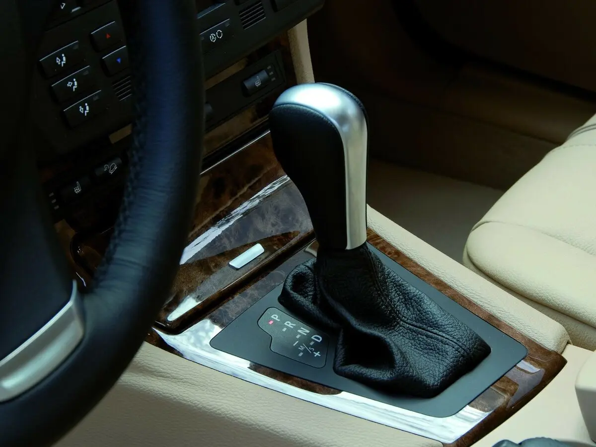BMW X3 I (E83) Рестайлинг Внедорожник 5 дв. — сүрөт 12