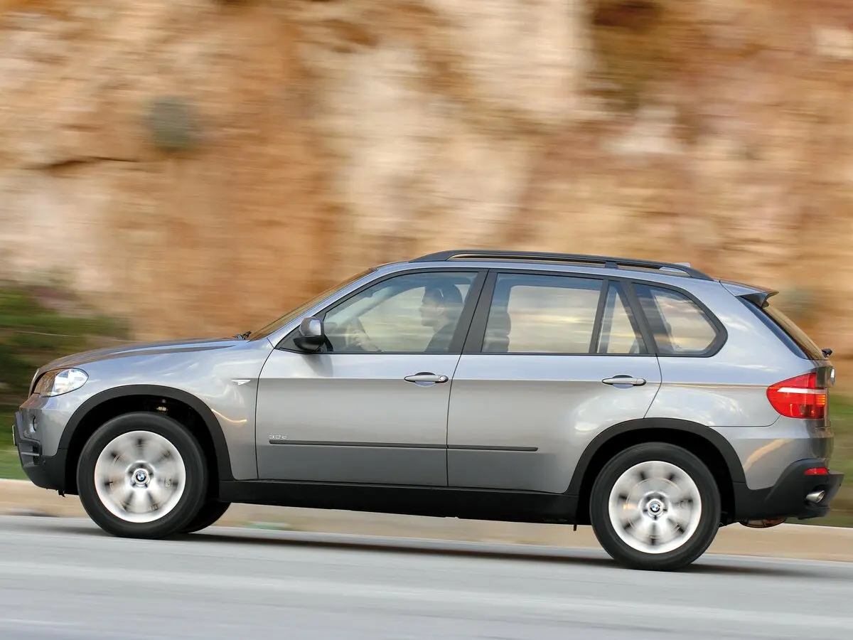 BMW X5 II (E70) Внедорожник 5 дв. — фото 2