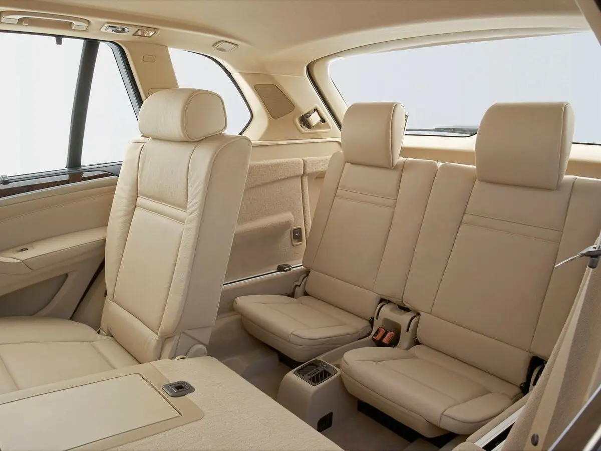 BMW X5 II (E70) Внедорожник 5 дв. — фото 12