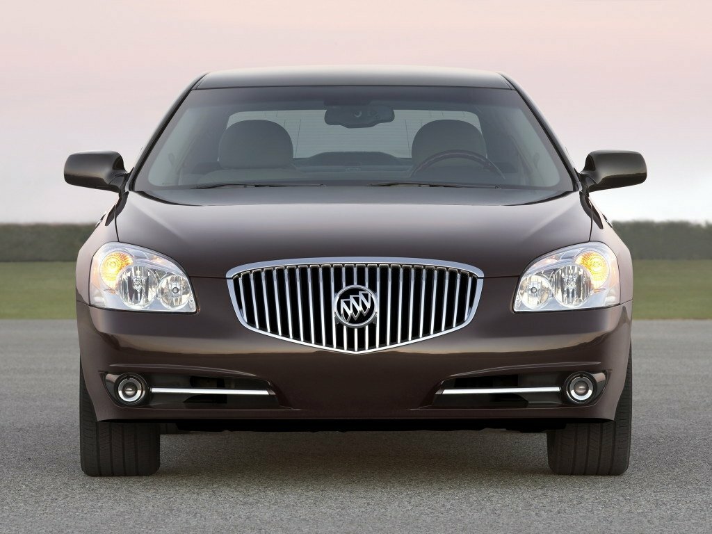 Buick Lucerne I Рестайлинг Седан — фото 3