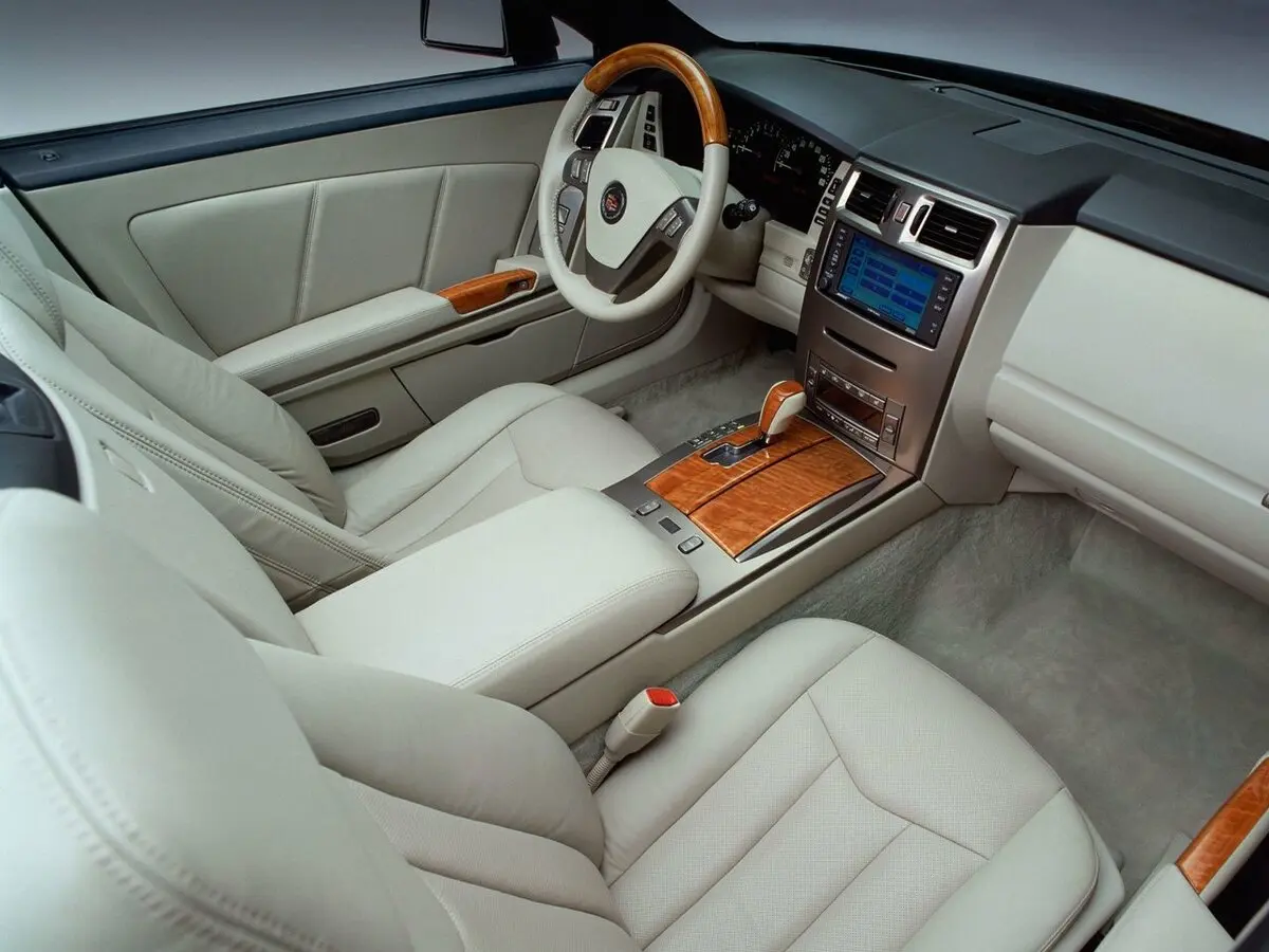 Cadillac XLR 2003 – 2009 Родстер — сүрөт 6