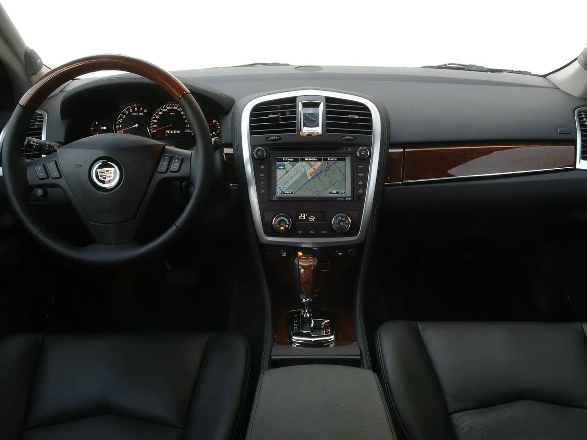 Cadillac SRX I Внедорожник 5 дв. — photo 6