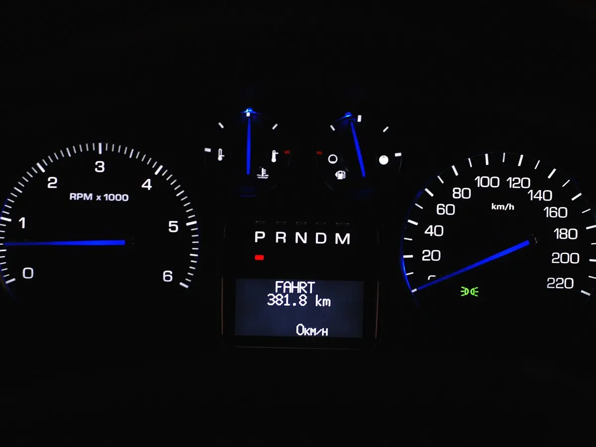 Cadillac Escalade III Внедорожник 5 дв. — сүрөт 9