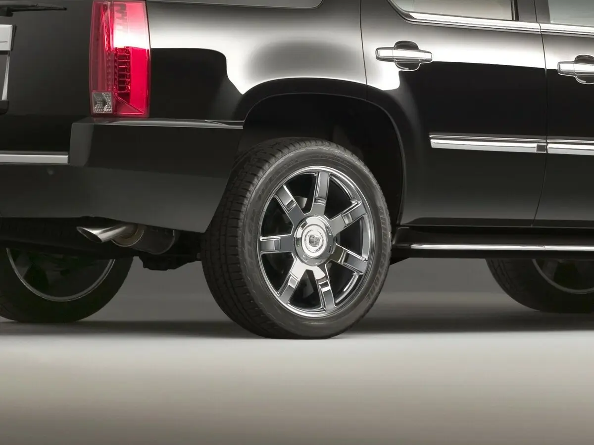 Cadillac Escalade III Внедорожник 5 дв. — сүрөт 20