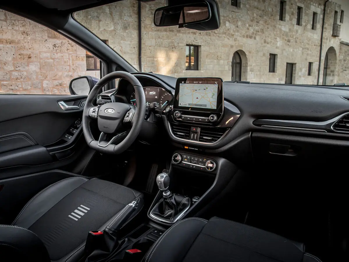 Ford Fiesta Mk7 Рестайлинг Хэтчбек 5 дв. — сүрөт 7
