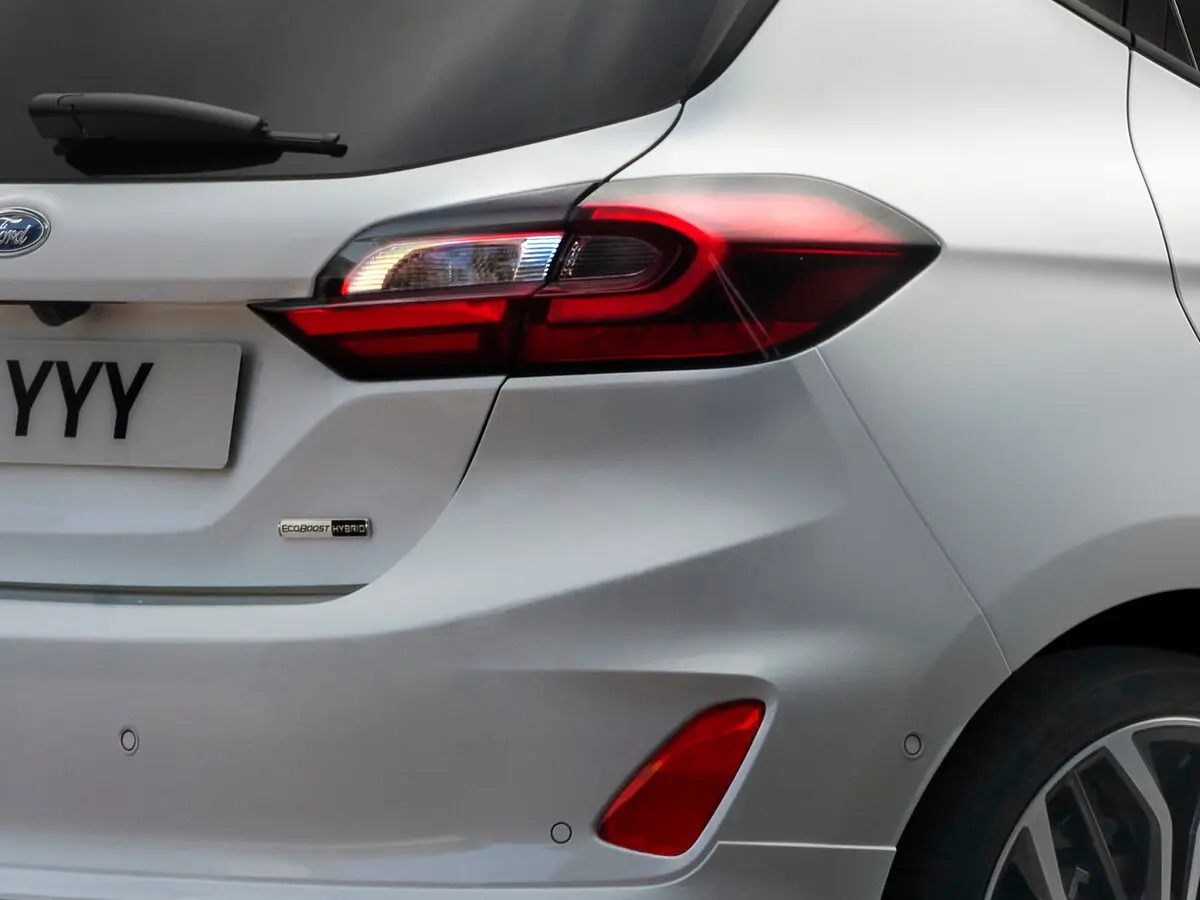 Ford Fiesta Mk7 Рестайлинг Хэтчбек 5 дв. — сүрөт 15
