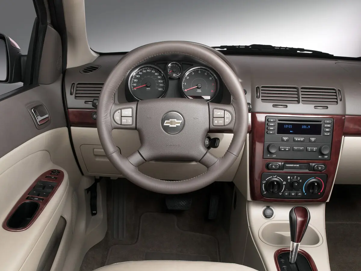 Chevrolet Cobalt I Седан — сүрөт 7