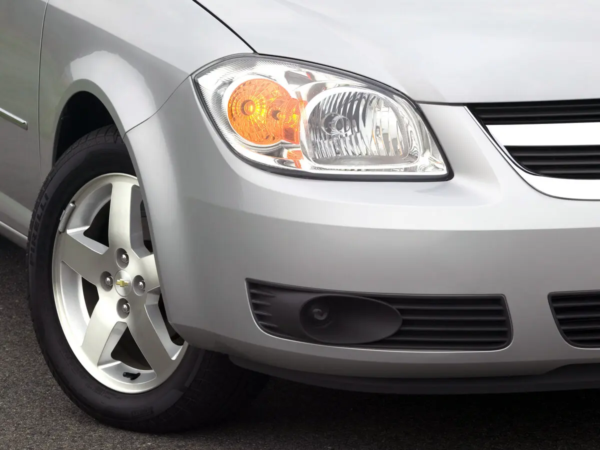 Chevrolet Cobalt I Седан — сүрөт 9