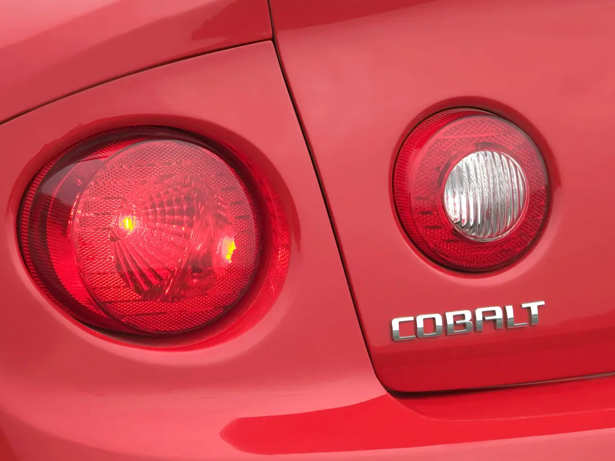Chevrolet Cobalt I Купе — сүрөт 10