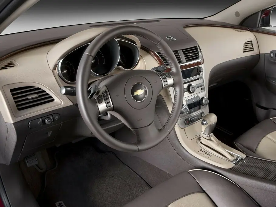 Chevrolet Malibu VII Седан — сүрөт 8