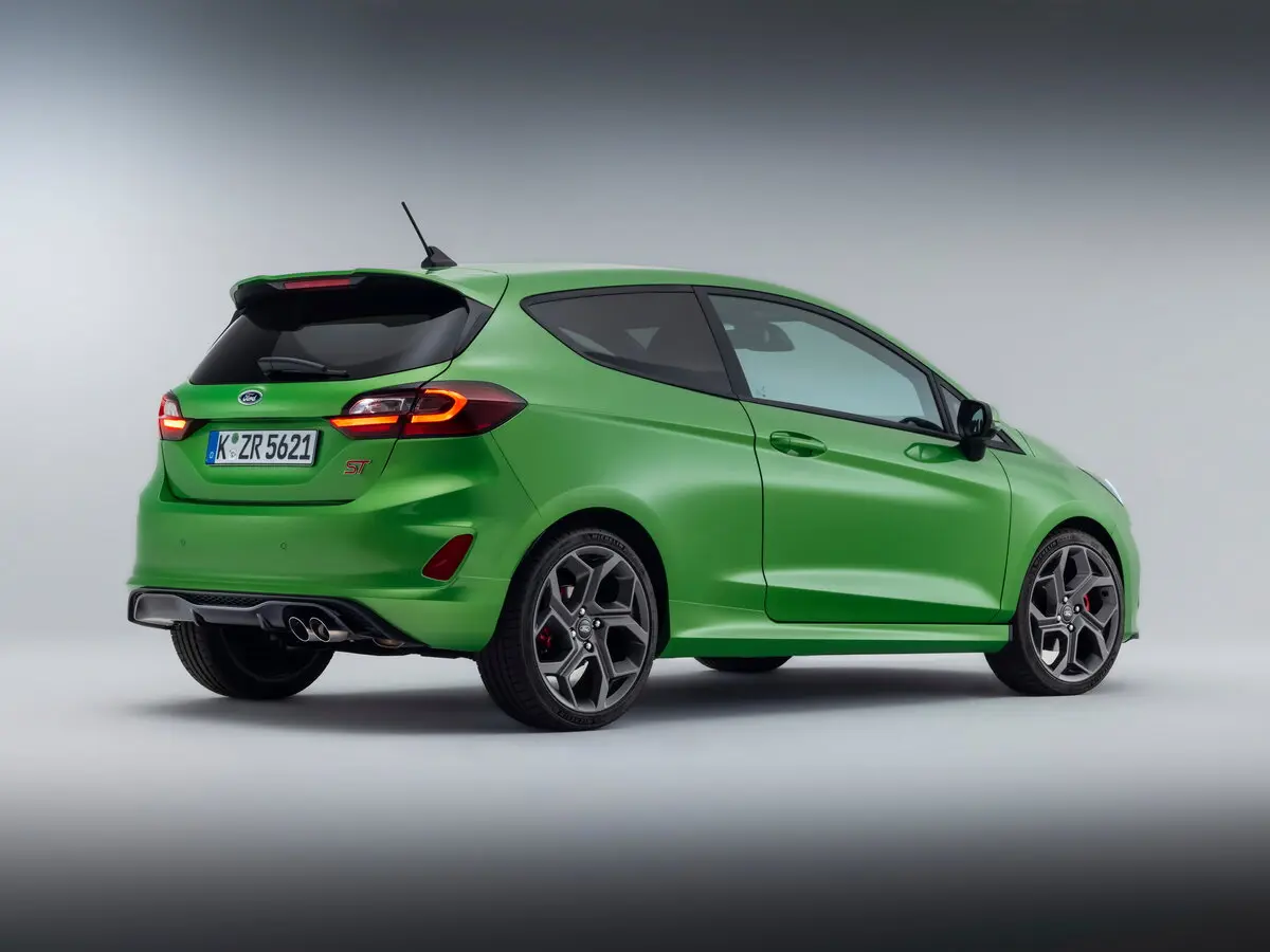 Ford Fiesta Mk7 Рестайлинг Хэтчбек 3 дв. — сүрөт 5